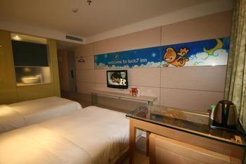 The Seven Hotel 宜昌 外观 照片